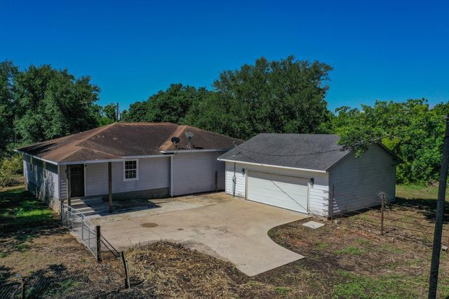 403 Fern Lane, Wharton, TX 77488