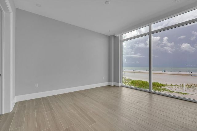 70 AVENIDA VENECCIA 202, Sarasota, FL 34242