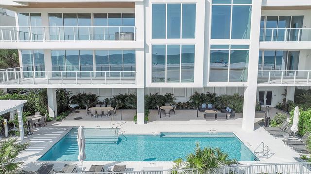70 AVENIDA VENECCIA 202, Sarasota, FL 34242
