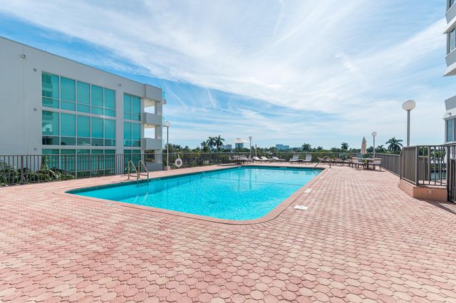 333 S Sunset Drive 204, Fort Lauderdale, FL 33301
