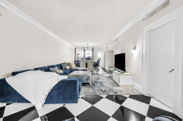 333 S Sunset Drive 204, Fort Lauderdale, FL 33301