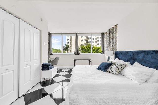 333 S Sunset Drive 204, Fort Lauderdale, FL 33301