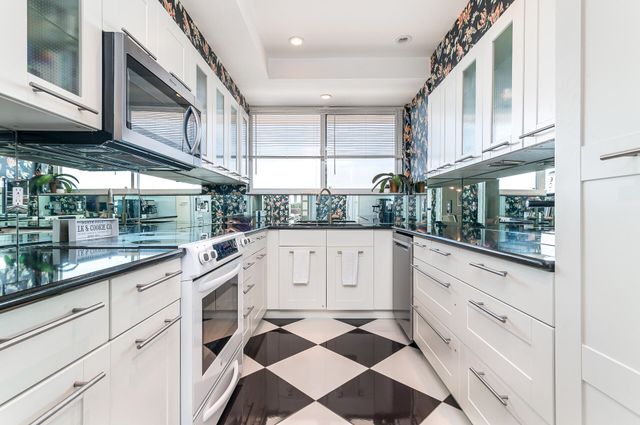333 S Sunset Drive 204, Fort Lauderdale, FL 33301