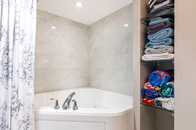 333 S Sunset Drive 204, Fort Lauderdale, FL 33301