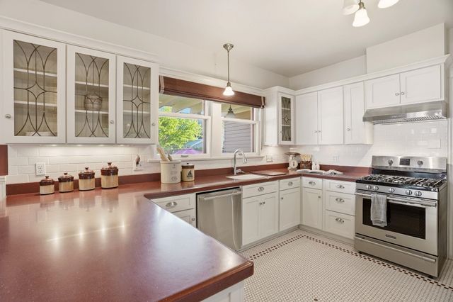 319 W Waverly Pl, Spokane, WA 99205