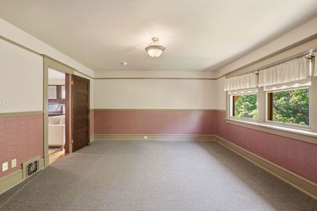 319 W Waverly Pl, Spokane, WA 99205