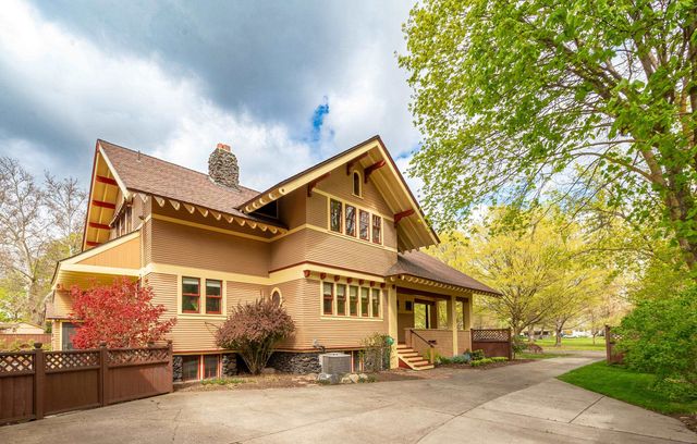 319 W Waverly Pl, Spokane, WA 99205