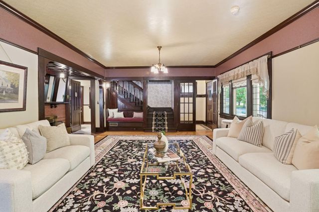 319 W Waverly Pl, Spokane, WA 99205