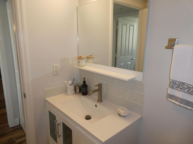 600 S Dixie Highway 752, West Palm Beach, FL 33401