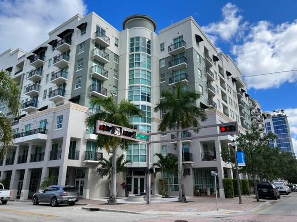 600 S Dixie Highway 752, West Palm Beach, FL 33401