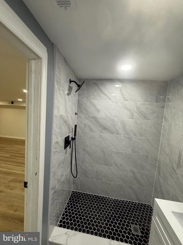 8409 LORETTO AVE, Philadelphia, PA 19152