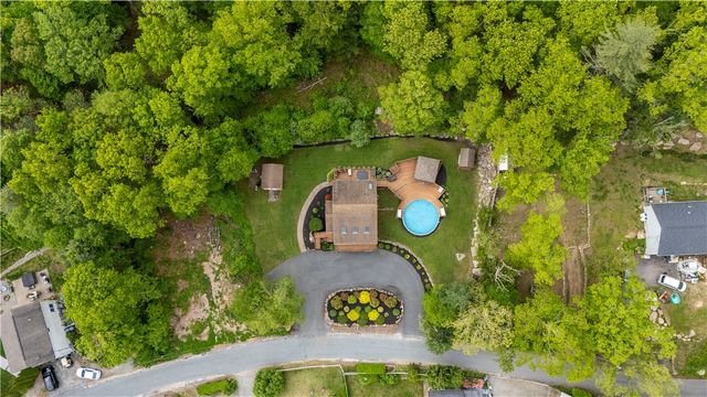 121 West Shore Drive, Exeter, RI 02822