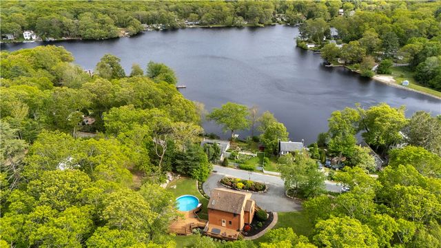 121 West Shore Drive, Exeter, RI 02822