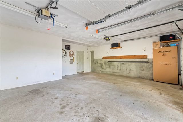 121 West Shore Drive, Exeter, RI 02822