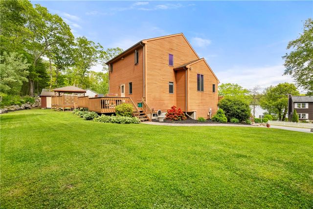 121 West Shore Drive, Exeter, RI 02822