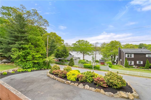 121 West Shore Drive, Exeter, RI 02822