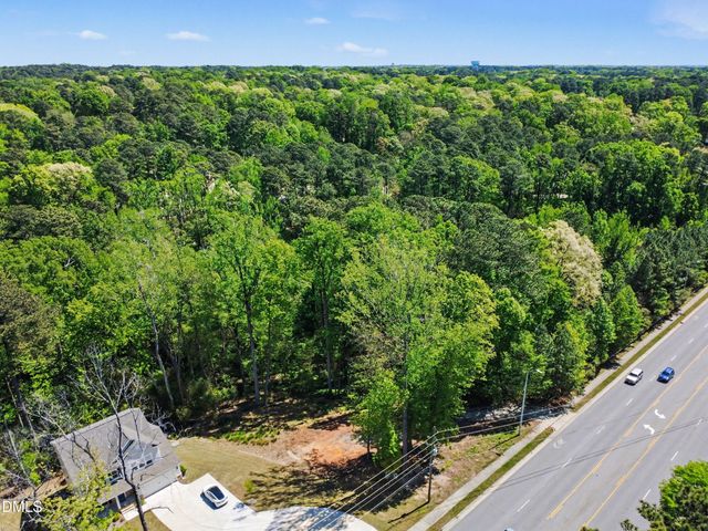 810 SW Maynard Road, Cary, NC 27511