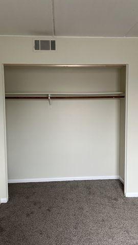 1110 N Farnsworth Avenue 211, Aurora, IL 60505