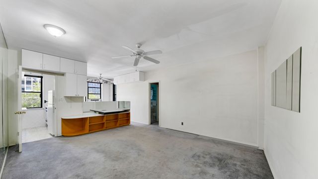 350 E 30th St Apt 2T, New York City, NY 10016
