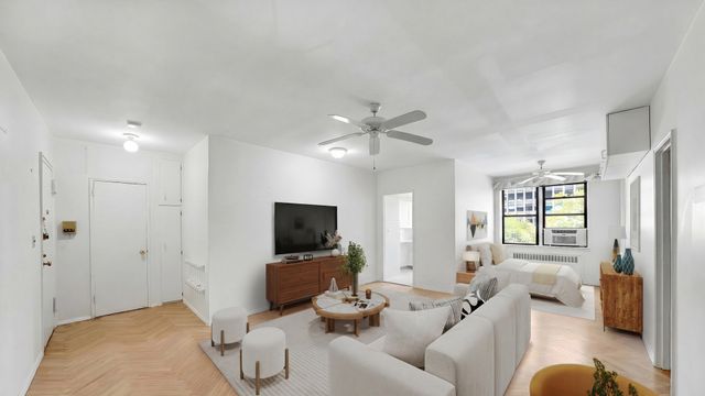 350 E 30th St Apt 2T, New York City, NY 10016