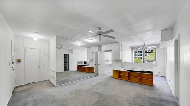 350 E 30th St Apt 2T, New York City, NY 10016