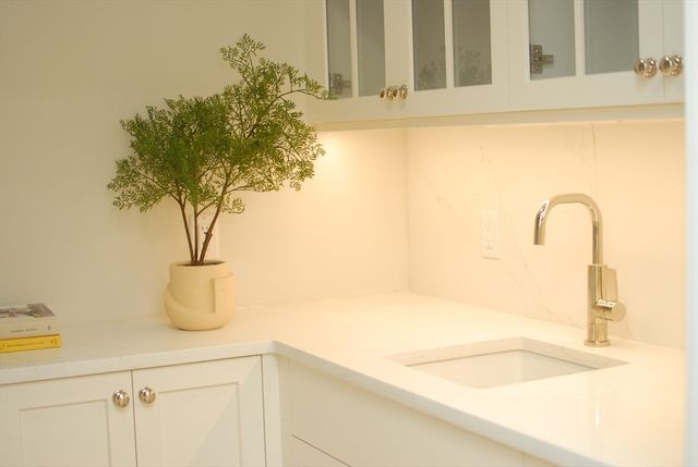 30 Harness Lane, Concord, MA 01742