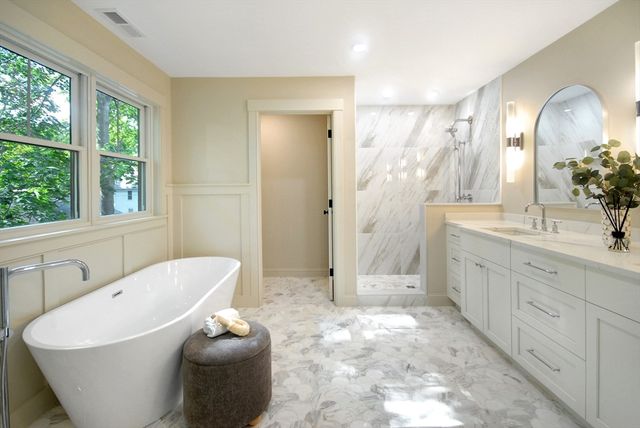 30 Harness Lane, Concord, MA 01742