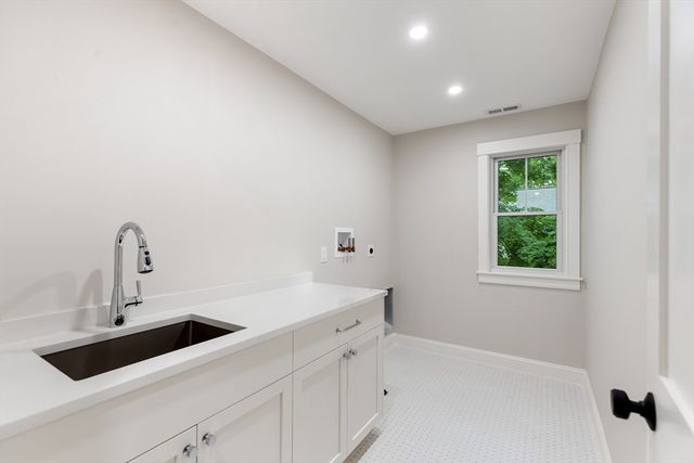 30 Harness Lane, Concord, MA 01742