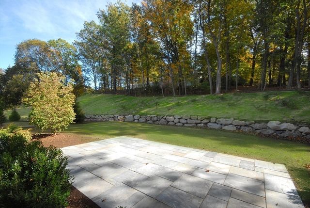 30 Harness Lane, Concord, MA 01742