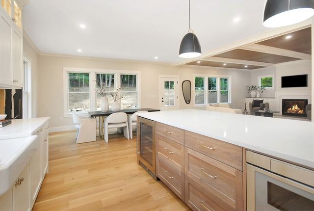 30 Harness Lane, Concord, MA 01742