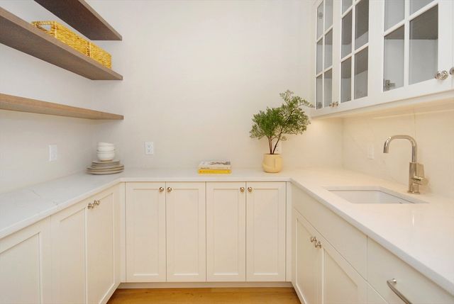 30 Harness Lane, Concord, MA 01742