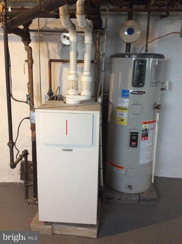 423 BONSALL AVE, Lansdowne, PA 19050