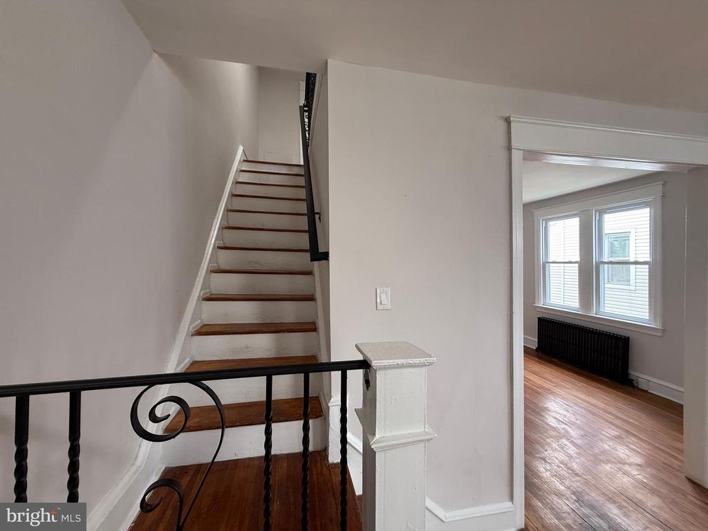 Image 15 of property listing at 423 BONSALL AVE, Lansdowne, PA 19050