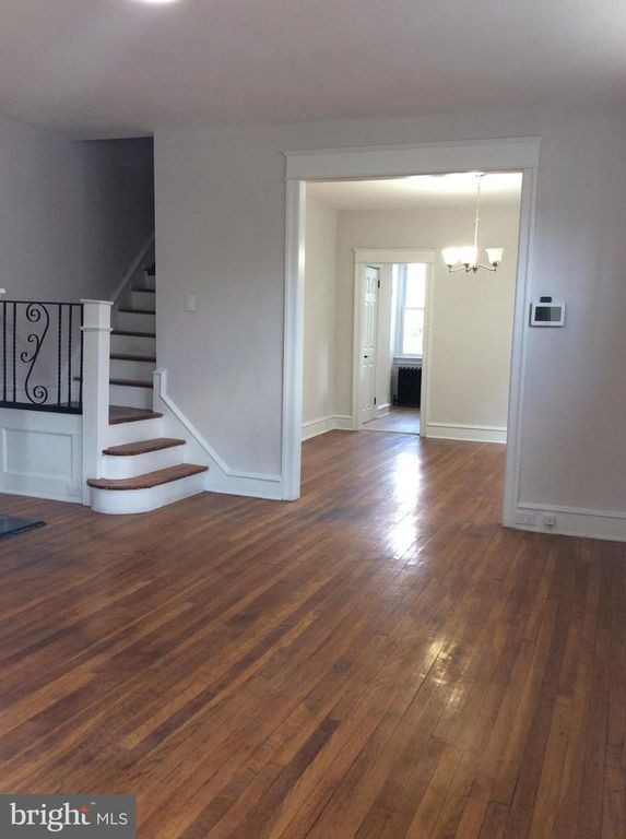 Image 5 of property listing at 423 BONSALL AVE, Lansdowne, PA 19050