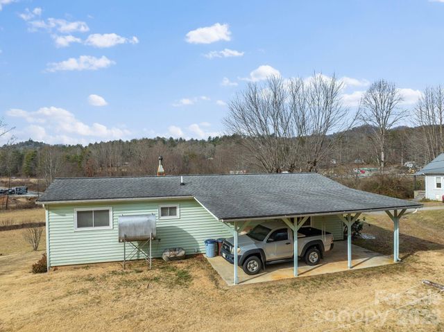 146 and 148 Monteith Road, Brevard, NC 28712