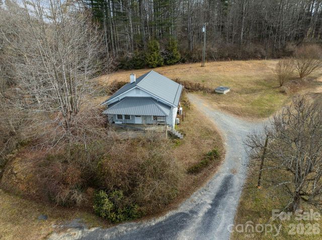 146 and 148 Monteith Road, Brevard, NC 28712