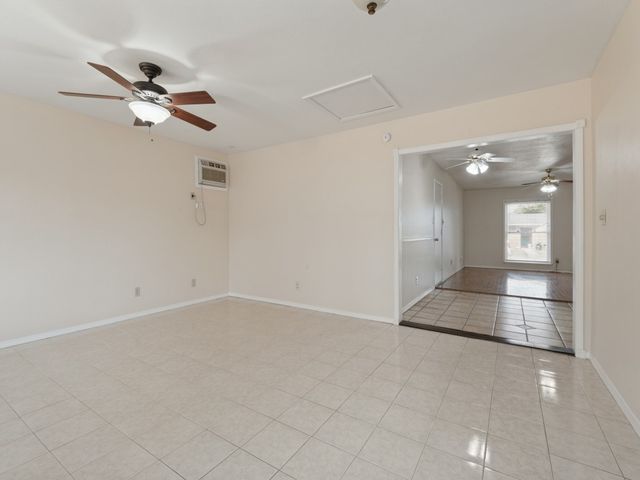 5716 Pearce Street, The Colony, TX 75056