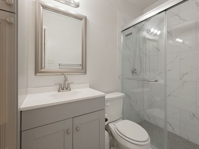 5716 Pearce Street, The Colony, TX 75056
