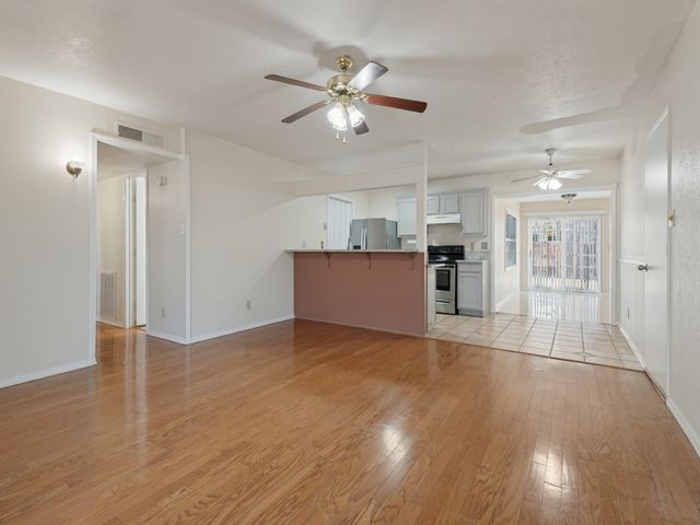 5716 Pearce Street, The Colony, TX 75056