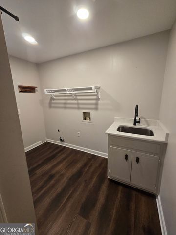5434 Dunwoody Knoll Court, Dunwoody, GA 30338