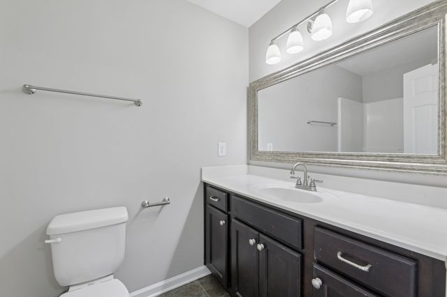 145 Bob White Trl, Oak Grove, KY 42262
