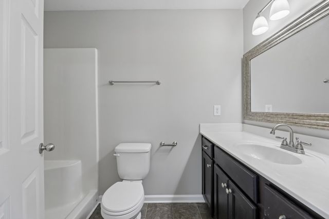 145 Bob White Trl, Oak Grove, KY 42262
