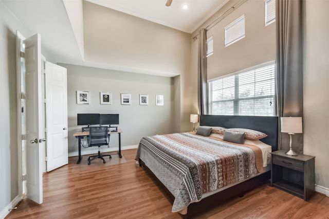 8806 Lakeshore Bend Drive, Houston, TX 77080