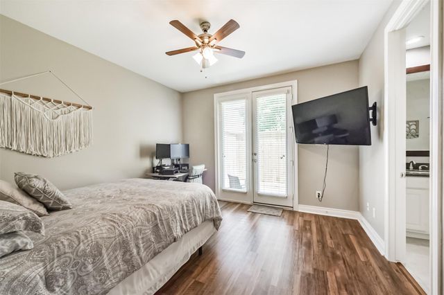 8806 Lakeshore Bend Drive, Houston, TX 77080