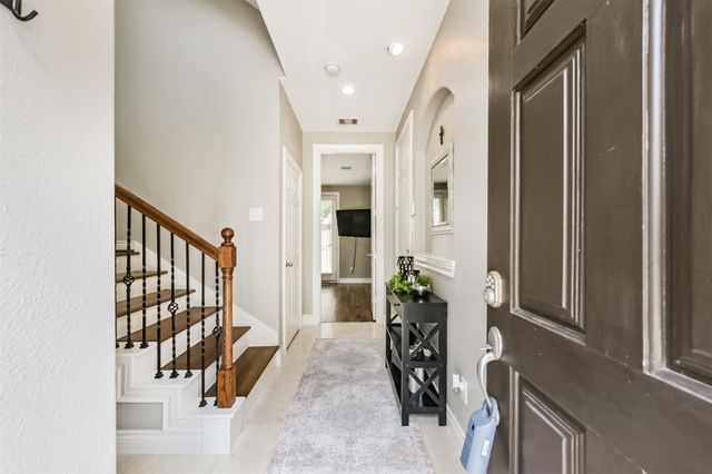8806 Lakeshore Bend Drive, Houston, TX 77080