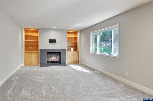 1357 Kitsap Ct NW, Salem, OR 97304