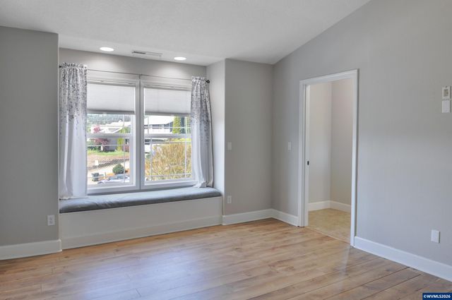 1357 Kitsap Ct NW, Salem, OR 97304