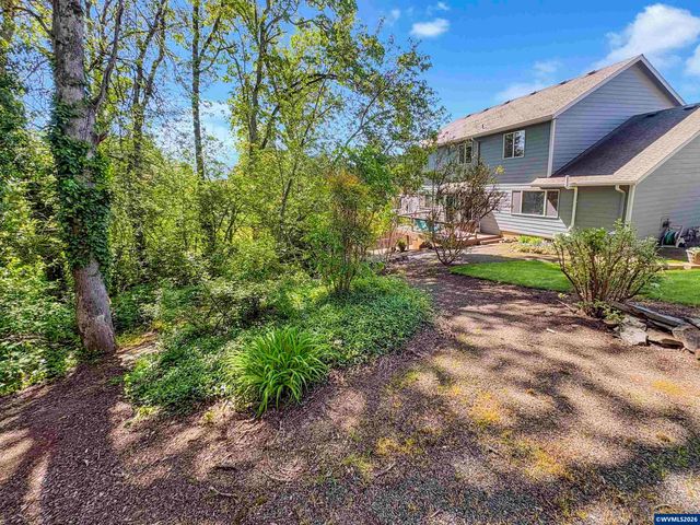 1357 Kitsap Ct NW, Salem, OR 97304