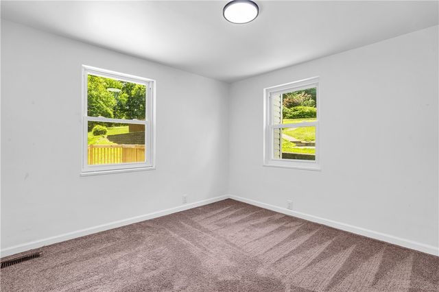 1113 Grandview Ave, Robinson Twp, PA 15108