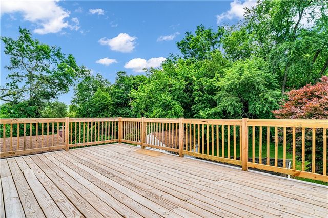 1113 Grandview Ave, Robinson Twp, PA 15108